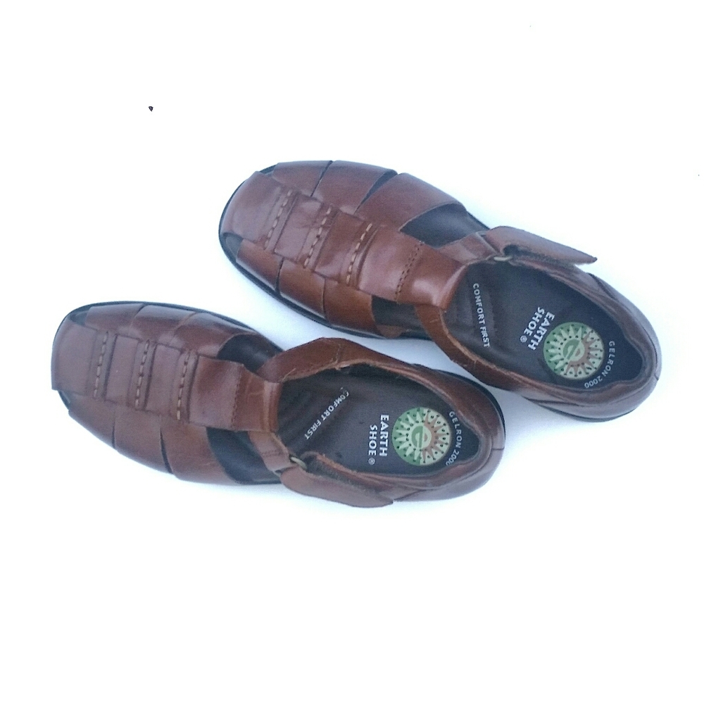 Like New! Earth Origins Leather Brown Sandals